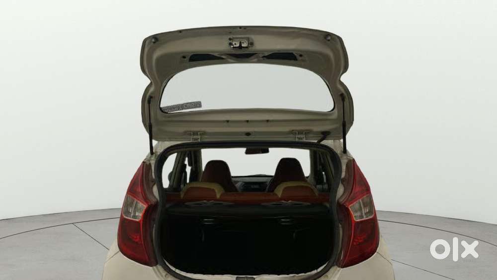 Hyundai Eon Magna +, 2013, Petrol