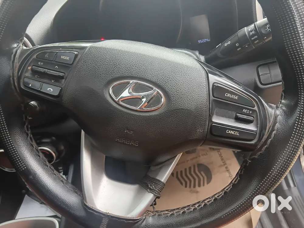 Hyundai Venue 2021 Petrol Well Maintained