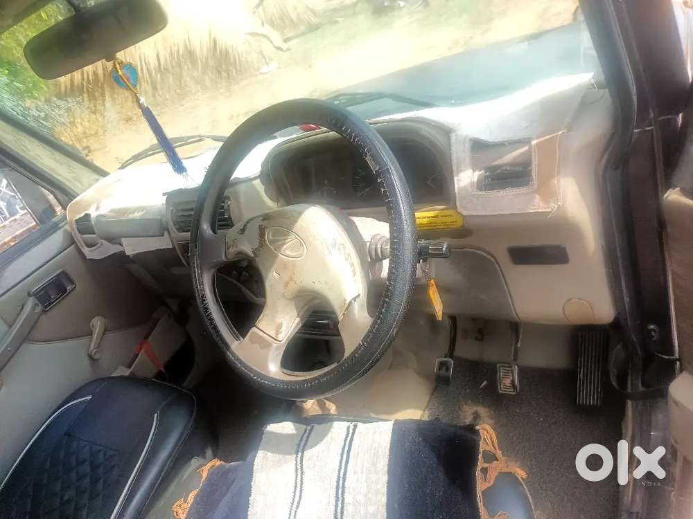 Mahindra Bolero Diesel Automatic 2012 Year