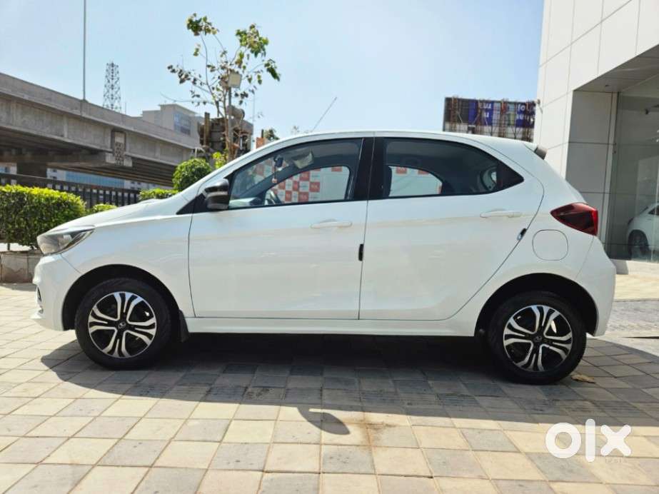 Tata Tigor 1.2 Revotron Xt, 2023, Petrol