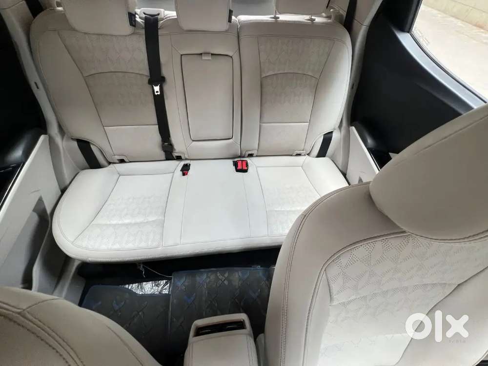 Mahindra Xuv400 Ev 2024 Automatic