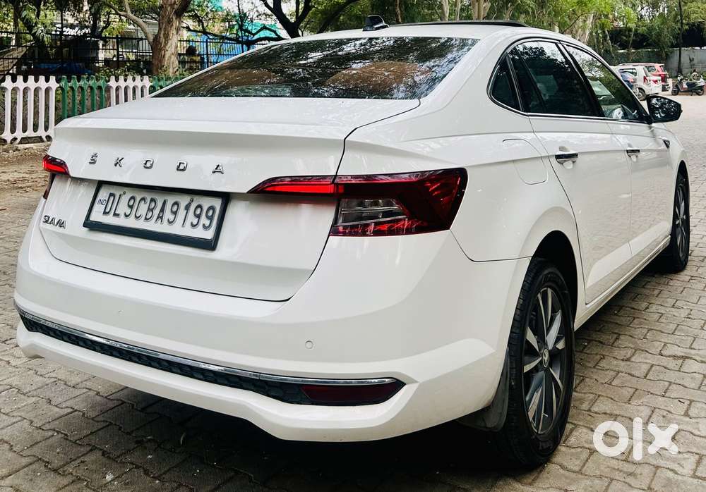 Skoda Slavia 1.0 Tsi Style At, 2022, Petrol