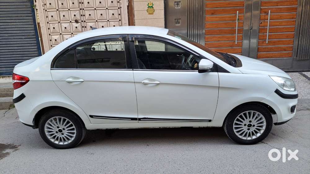 Tata Zest  1.2 Revotron Xt, 2016, Petrol