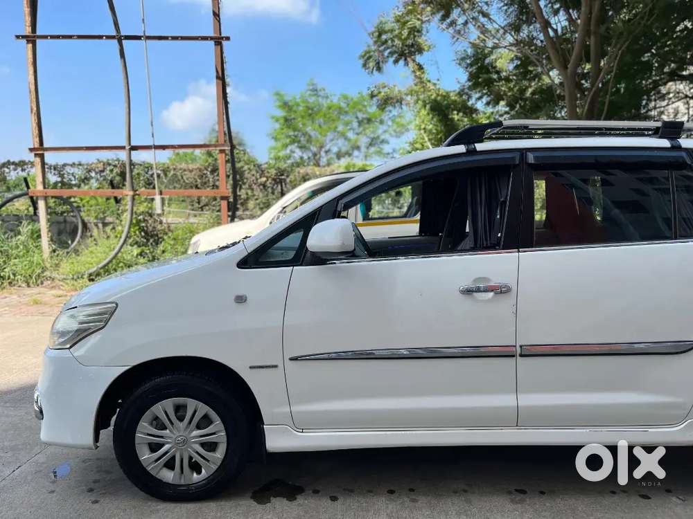 Toyota Innova 2013 Diesel Well Maintained