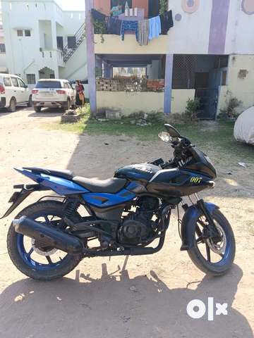 Pulsar 220 deals black blue colour