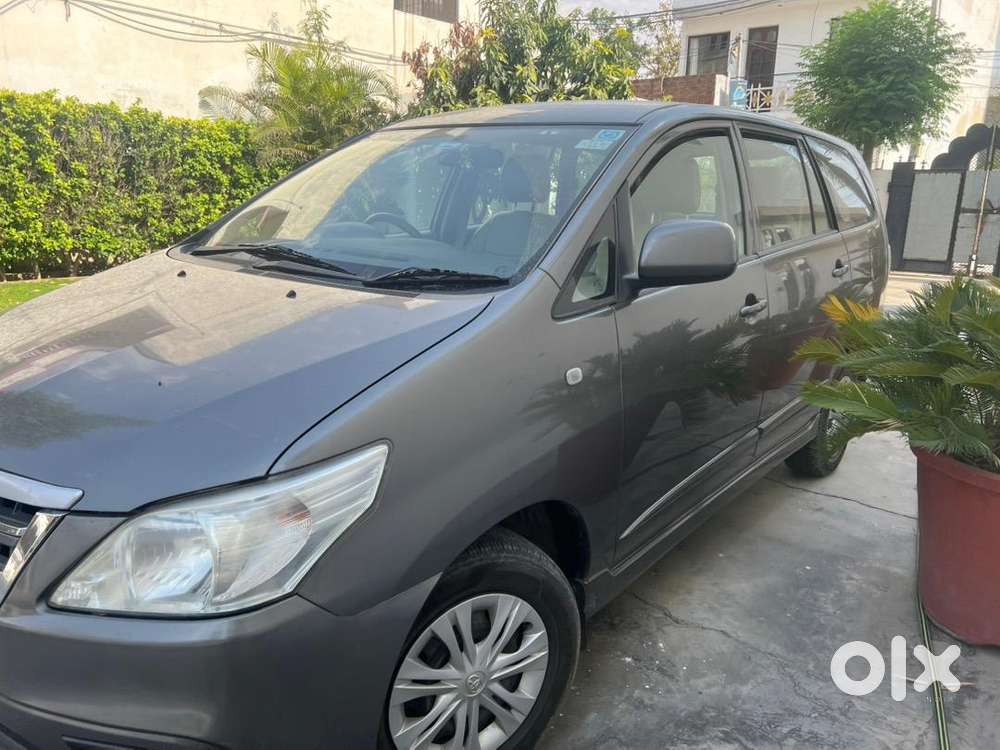 Toyota Innova 2015 Diesel Well Maintained