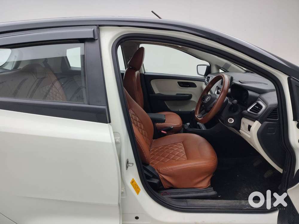 Tata Altroz 1.2 Xm Plus, 2023, Petrol