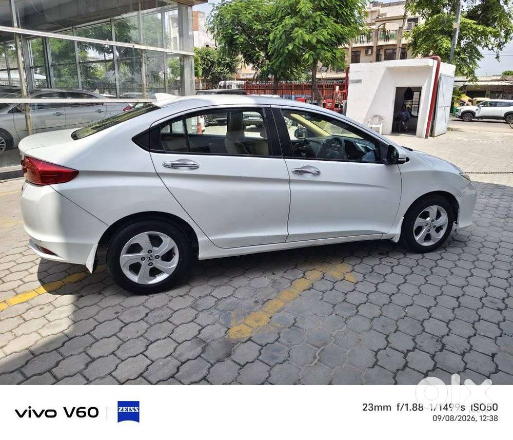 Honda City V Mt, 2015, Petrol
