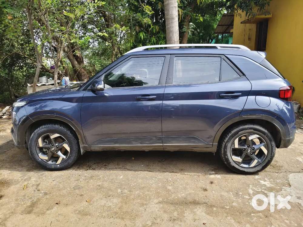 Hyundai Venue 2019 Diesel 131000 Km Driven