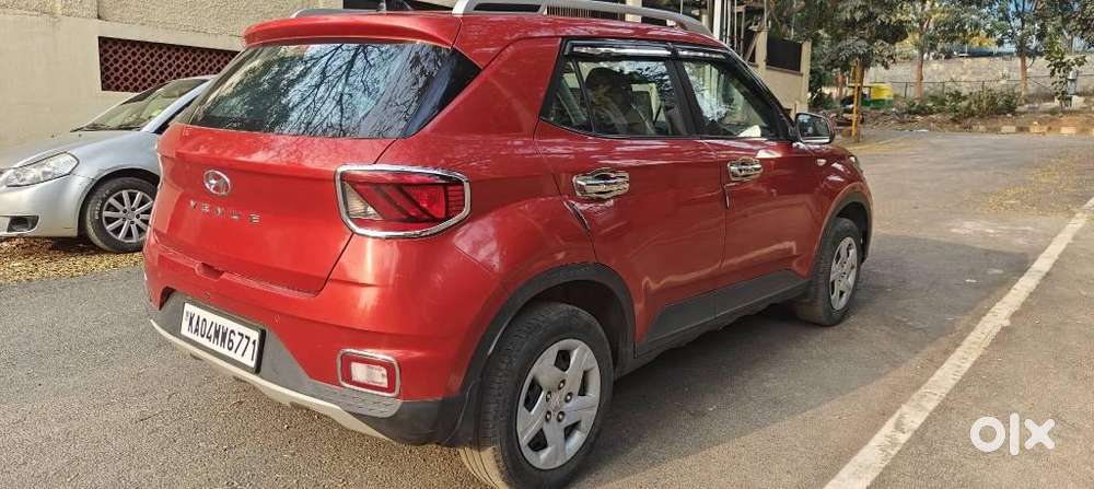 Hyundai Venue S, 2019, Petrol