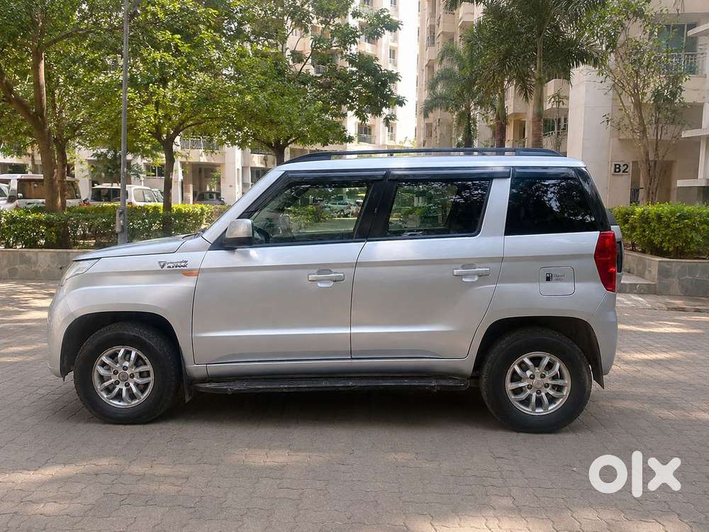 Mahindra Tuv 300 T8 Plus Amt, 2016, Diesel
