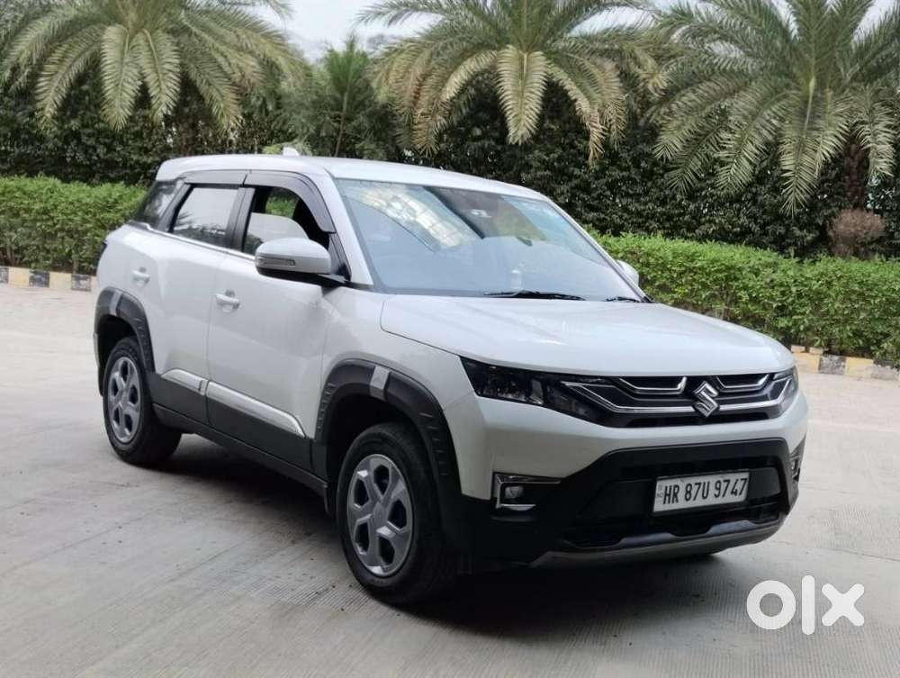Maruti Suzuki Brezza 1.5 Lxi Smart Hybrid, 2025, Petrol