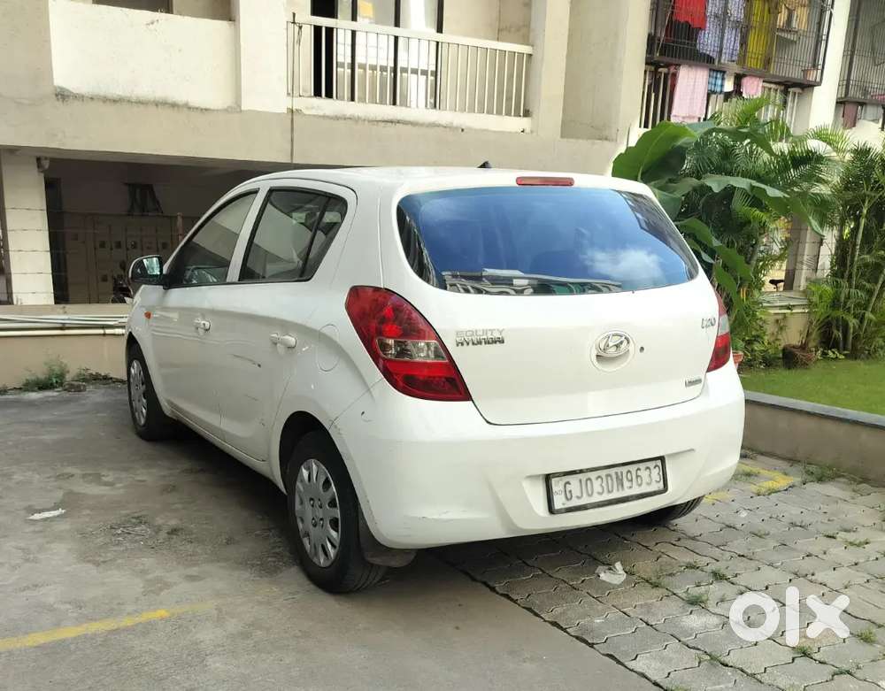 Hyundai I20 2011 Cng & Hybrids 160000 Km Driven.