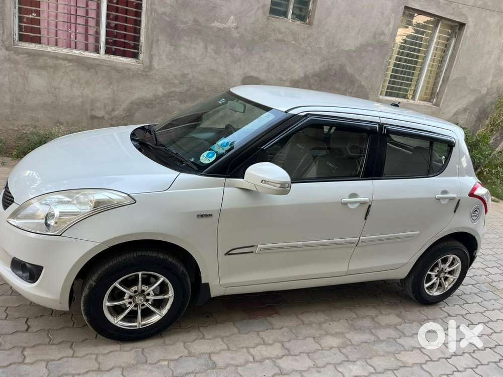 Maruti Suzuki Diesel 2014 First Owner Lady Driven