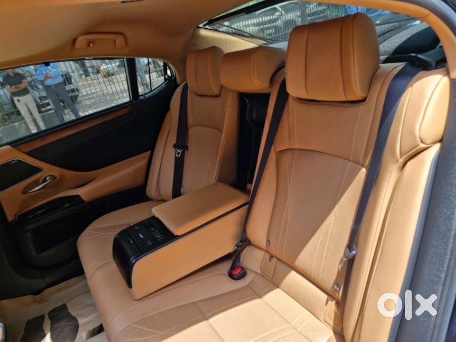 Lexus Es 300h Luxury, 2025, Petrol