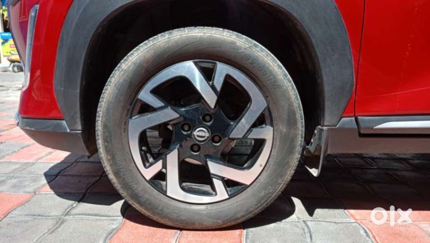 Nissan Magnite 1.0 Xv, 2022, Petrol