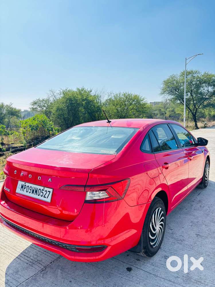 Skoda Slavia Anniversary Edition 1.5l Tsi Mt, 2022, Petrol