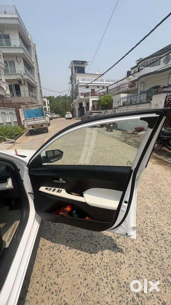 Hyundai Verna 25000km Petrol November 2024