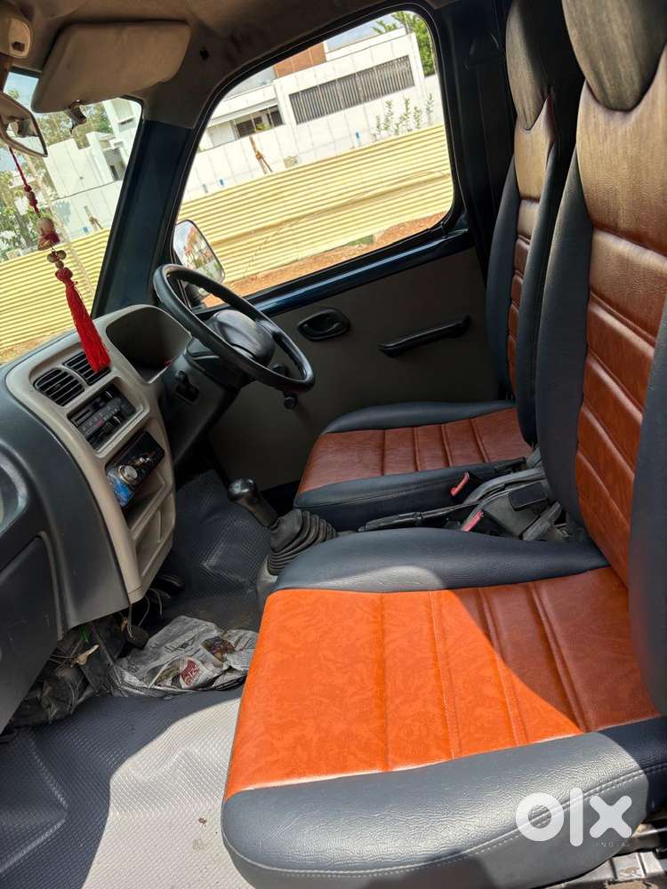 Maruti Suzuki Eeco 7 Seater Standard, 2013, Petrol