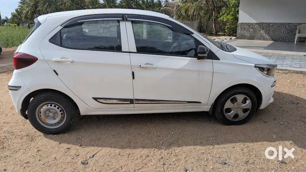 Tata Tiago 2023 Petrol Well Maintained