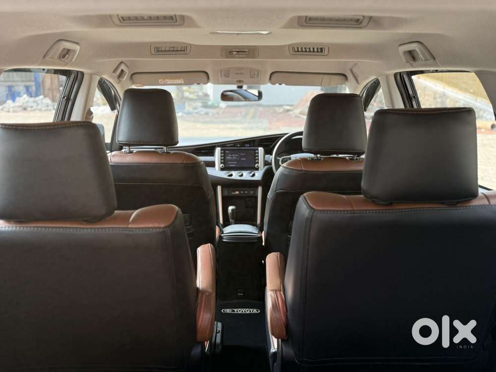 Toyota Innova Crysta [2020-ongoing] 2.4 Gx 7 Str, 2021, Diesel