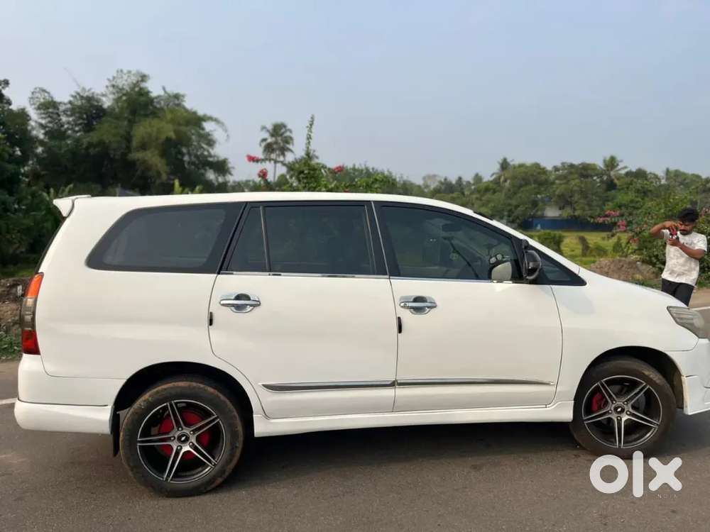 Toyota Innova 2007 Diesel Well Maintained