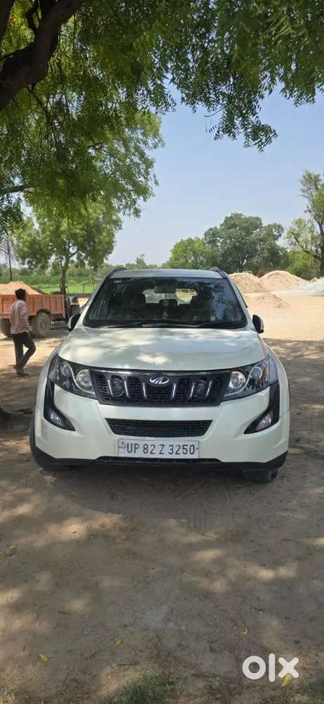 Mahindra Xuv500 2017 Diesel 130000 Km Driven