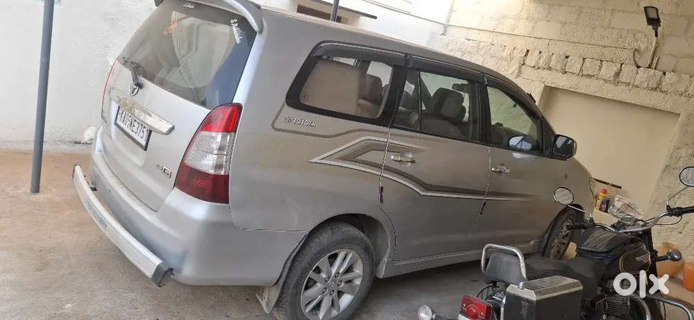 Toyota Innova 2.5 Gx 2012