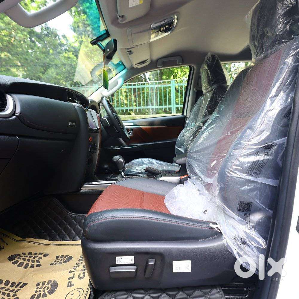 Toyota Fortuner Legender 4x2 At 2.8, 2024, Diesel