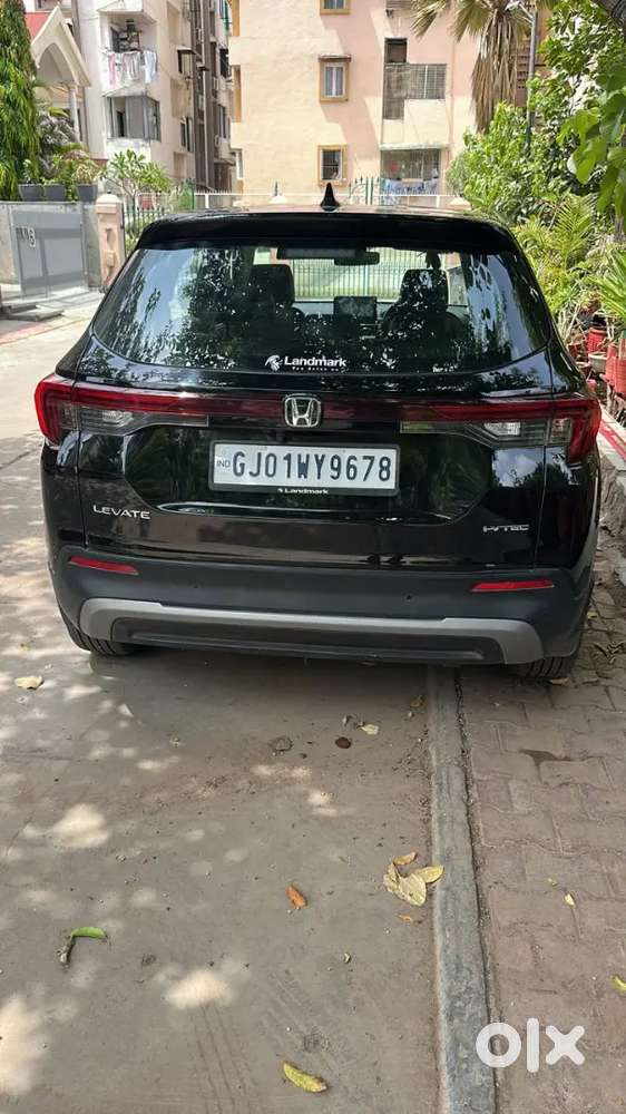 Honda Elevate V Cvt 2025