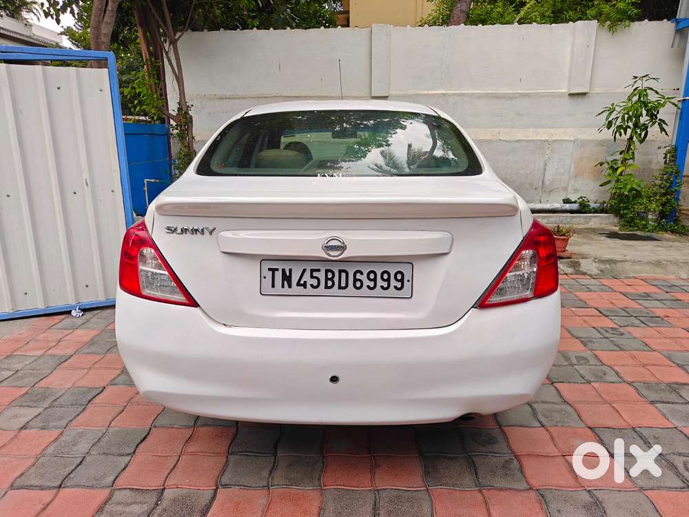 Nissan Sunny, 2013, Diesel