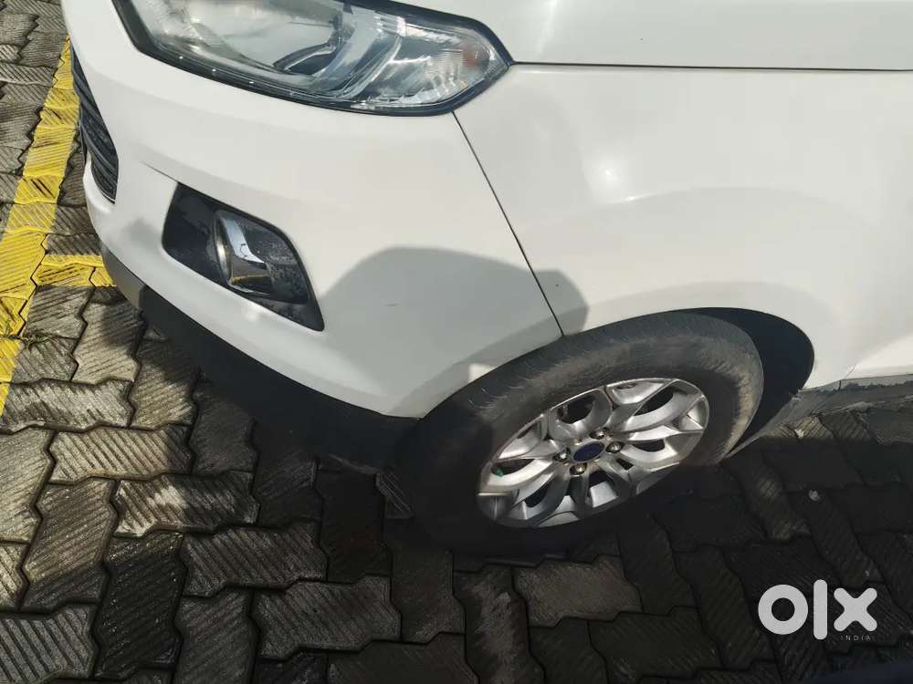 Ford Ecosport 1.5 Tdci Titanium Mt  2015  Diesel  Manual 1.77 Lakh