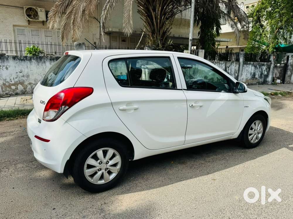 Hyundai I20 Petrol Spotz, 2014, Petrol