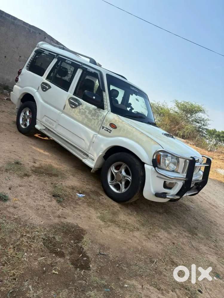 Mahindra Scorpio 2011 Diesel 250000 Km Driven Vlx 5 Year's రెన్యువల్