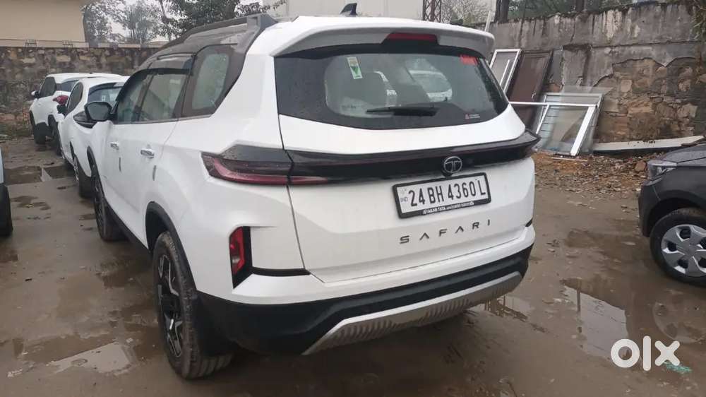 Army Personnel Tata Safari 7 Seater Accomplished Dual Tone X Plus 2024