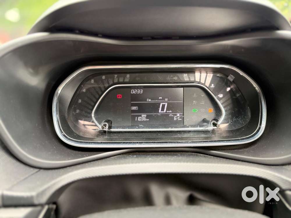 Tata Nexon Smart Plus1.2 Revotron Petrol 5 Mt, 2025, Petrol