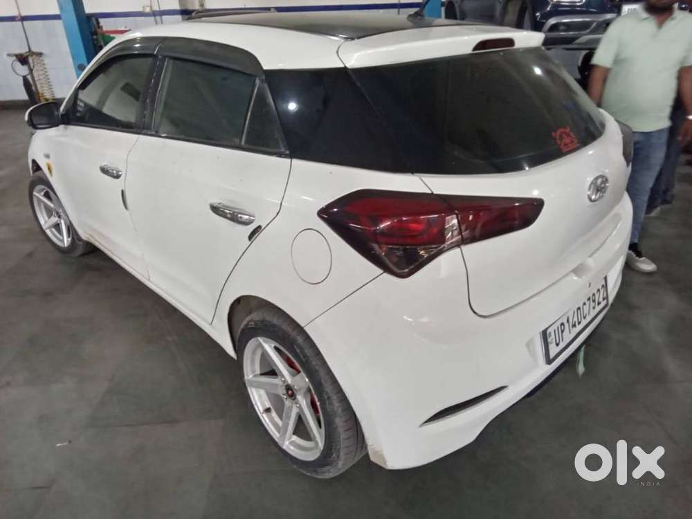 Hyundai I20 Magna Vtvt (petrol+cng)