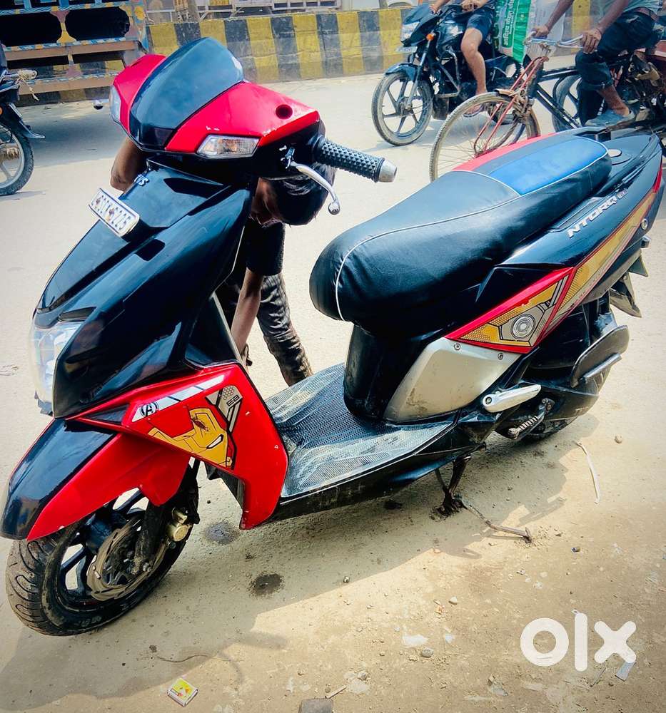 Excellent Condition Scooters 1824171631