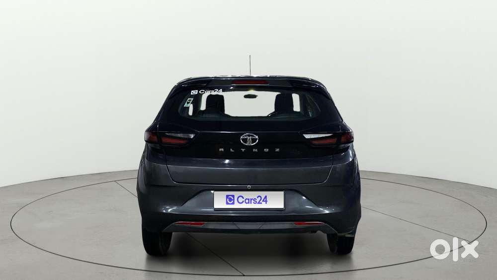 Tata Altroz 1.2 Xe Plus Petrol, 2022, Petrol