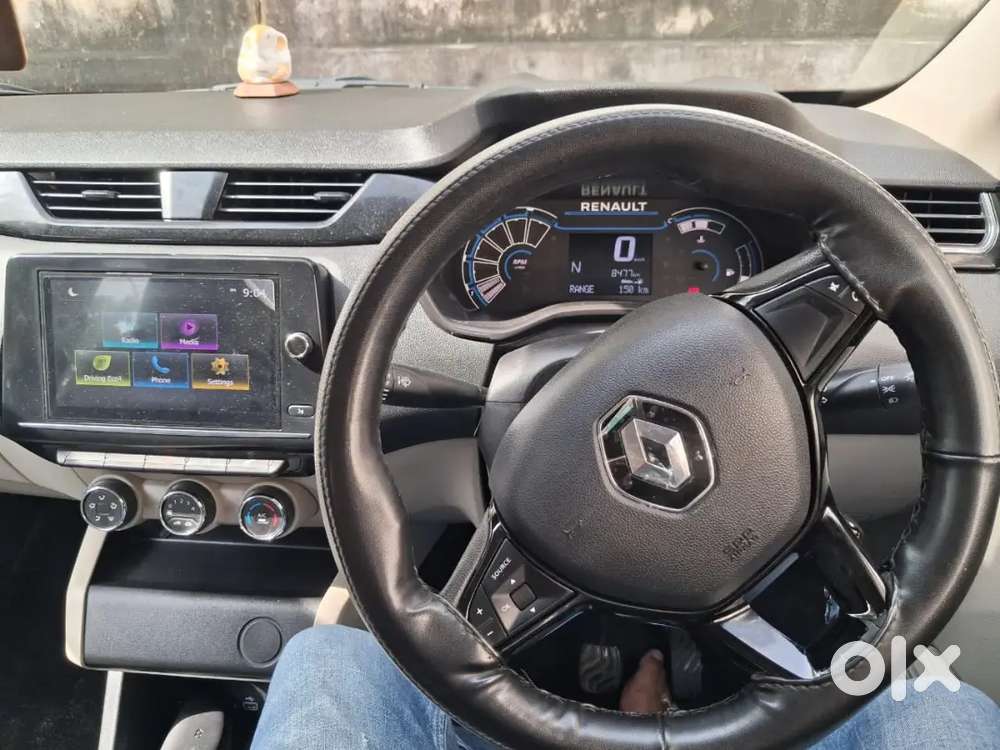 Renault Triber Rxt 2023 Automatic