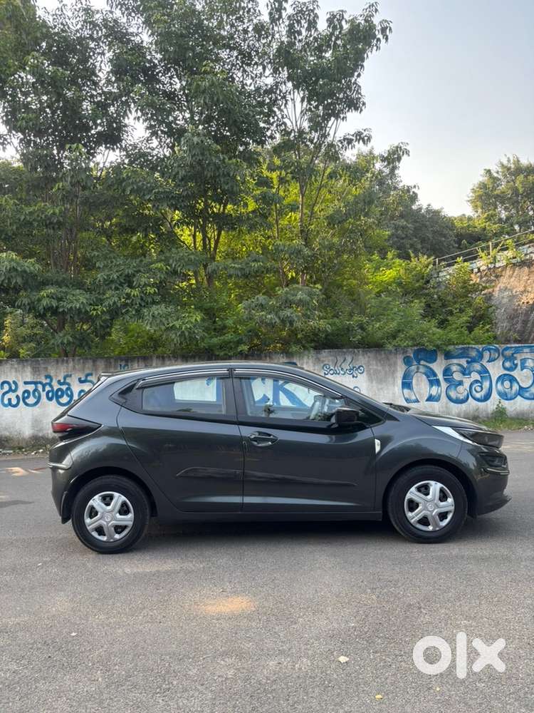 Tata Altoz Xe Petrol Manual 2021