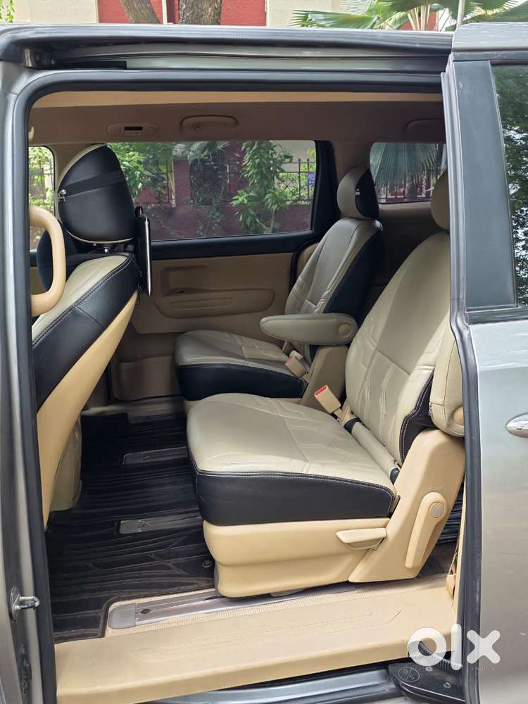 Kia Carnival Premium, 2020, Diesel