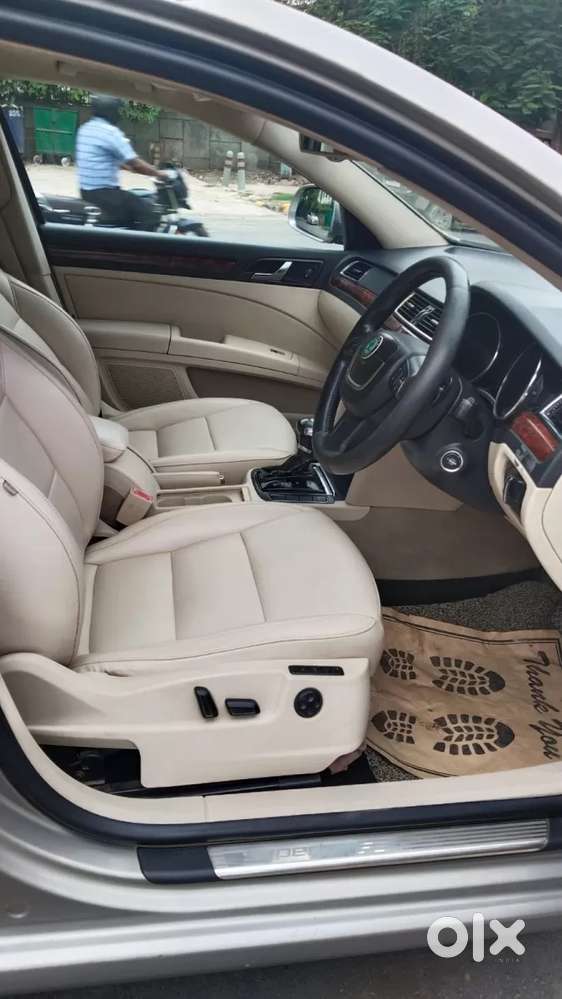 Skoda Superb, 2013, Petrol