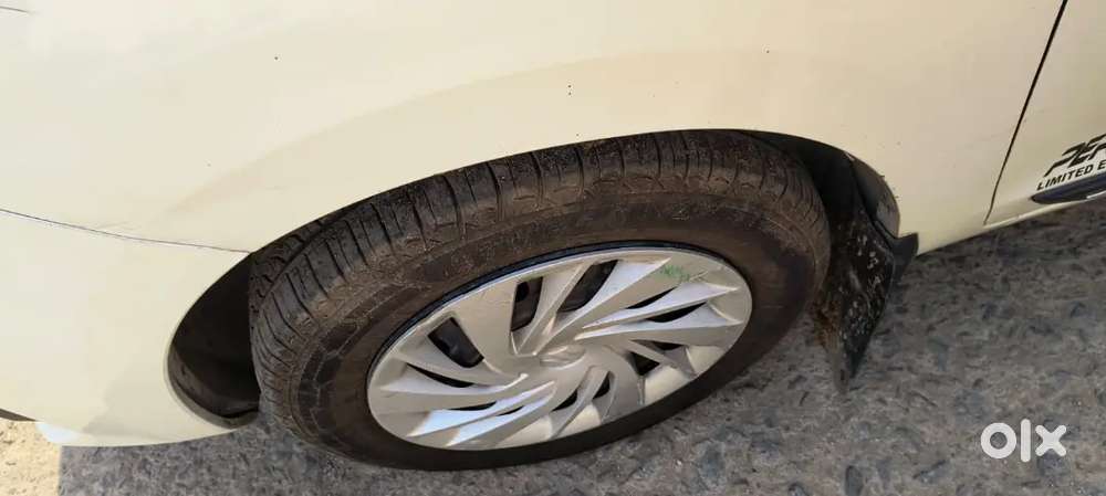 Good Condition Used Govt Employe Seal Tyres All Is Well