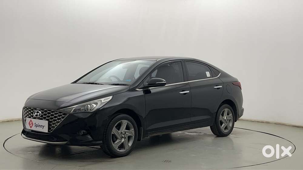 Hyundai Verna 1.5 Sx Ivt, 2022, Petrol