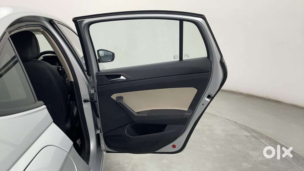 Skoda Slavia Ambition 1.0l Tsi Mt, 2022, Petrol