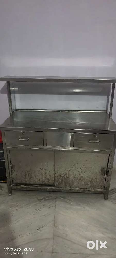 Food Chat counter