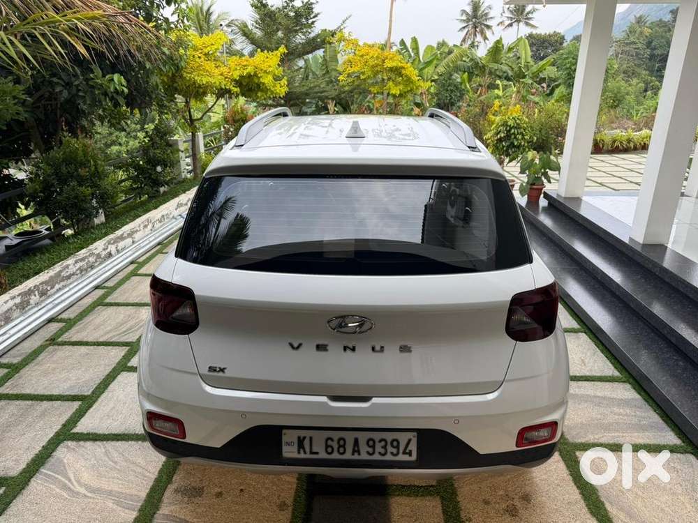 Hyundai Venue Diesel Single Owner