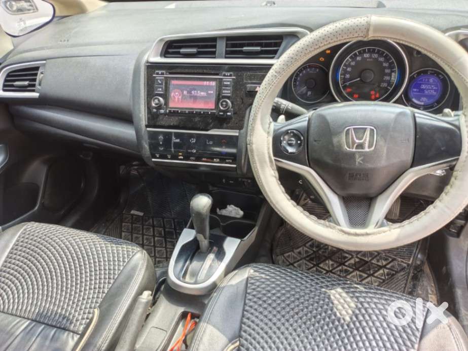 Honda Jazz V Cvt, 2017, Petrol