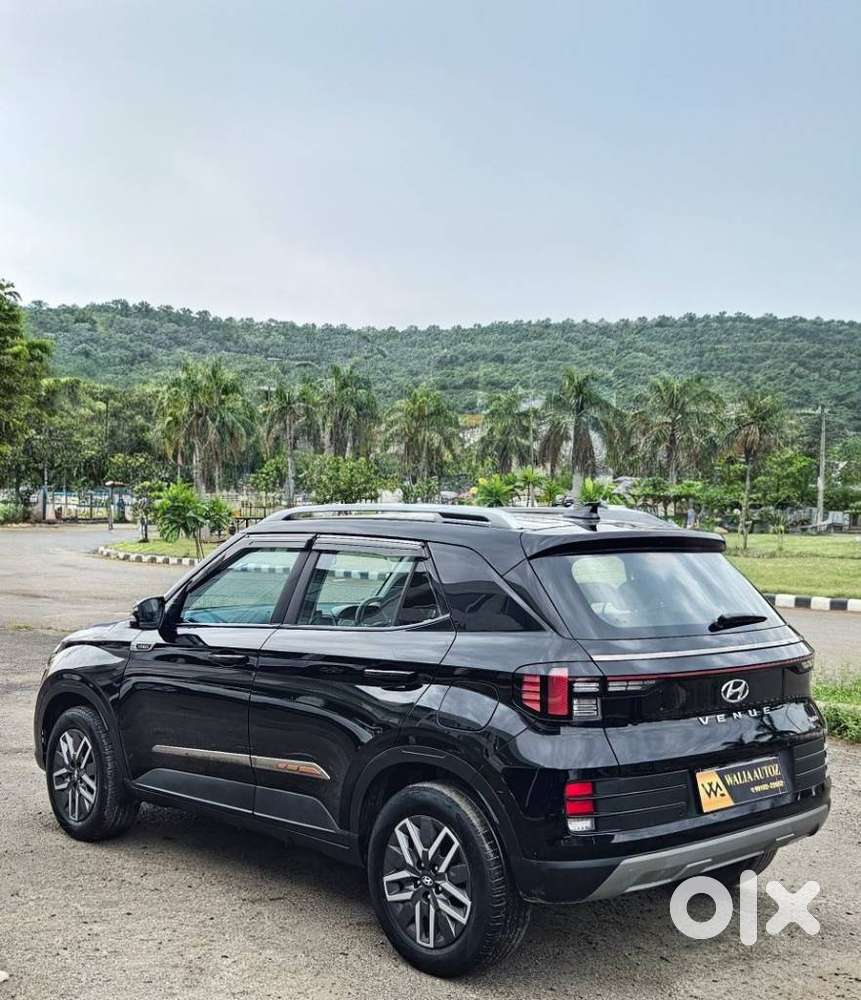 Hyundai Venue 1.0 S (o) Turbo Dct, 2024, Petrol